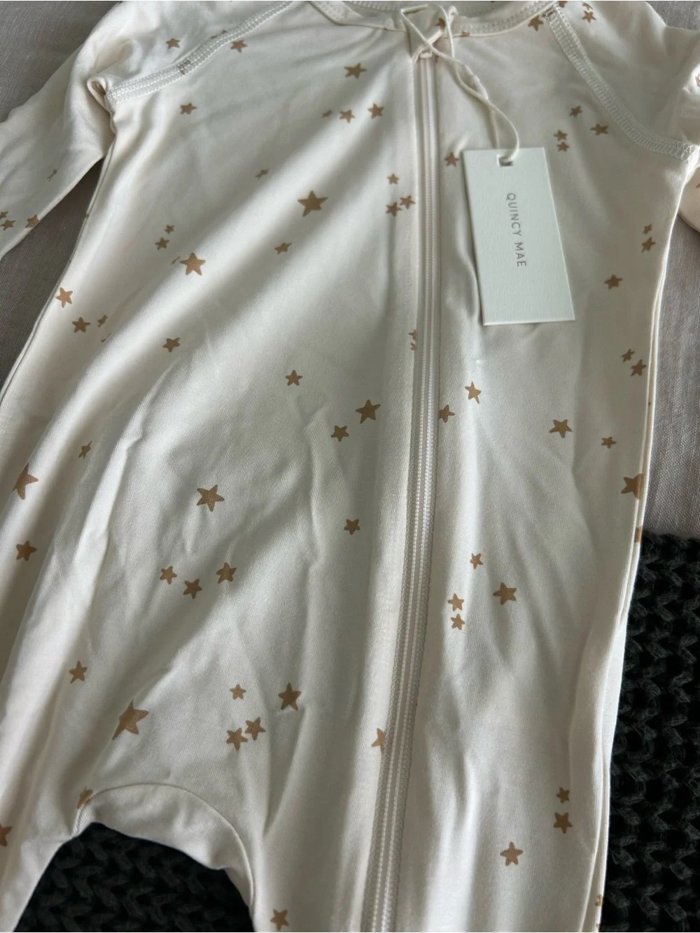NWT Quincy Mae star print footie pajamas